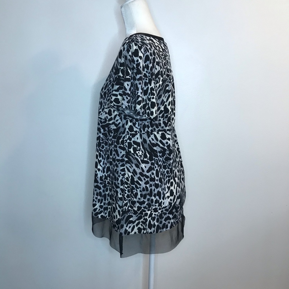 Dressbarn Leopard Short Sleeve Shirt Blouse Gray L - Picture 4 of 7